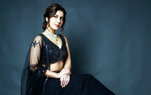 Raashi-Khanna-Wallpapers-01