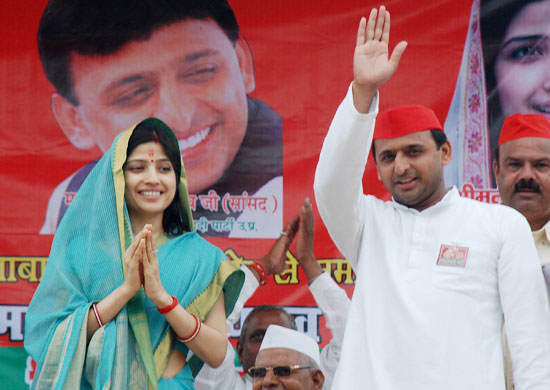 Dimple Yadav gets virtual walkover to Lok Sabha 