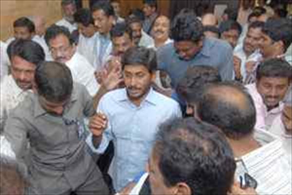 YS Jagan Mohan Reddy arrested