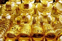 Low gold prices drive demand ahead of diwali