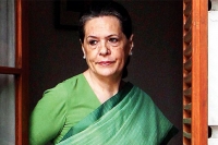 Sonia gandhi rahul gandhi holiday trip priyanka gandhi secretary issue