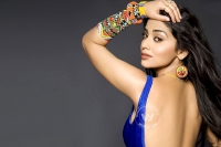 Sriya saran heroine career film industry news gossips