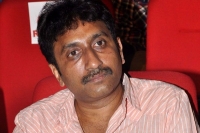 Srinu vaitla to direct vakkantham vamshi story with ram charan