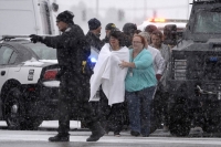 At least nine injured by gunman at colorado abortion clinic