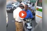 Hyderabad traffic cop caught taking bribe and sacked