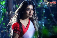 Nayanthara rejects vikram movie offers