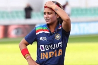 Indian female cricketer robbed in london hotel cash and jewellery stolen