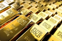 Gold prices fall for second today down rs 2000 from highs silver declines