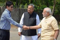 Bastar collector defends himself for wearing sunglasses and bandhgala while receiving pm modi