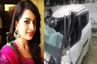 Two telugu tv serial actress anusha reddy and bhargavi died in a road accident