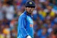 Ms dhoni trolled on twitter after india goes down fighting