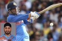 Harbhajan singh wants to see ms dhoni slaughter bowlers at icc world cup 2019