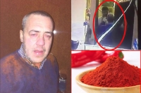 Chef throws chilli powder on customer for complaining about food