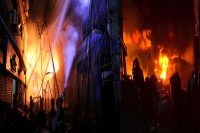 Fire breaks out in bangladesh capital multiple reported killed