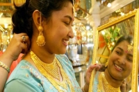 Gold prices fall sharply today silver rates slip