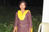 Jharkhand girl chose books over rifles maoists kill her