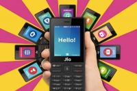 Reliance jio temporarily stops pre booking for jiophone