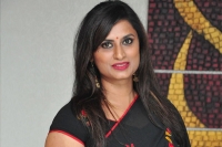 Singer kousalya files harassment case on husband
