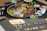 Credit card fraud free thali lure costs mumbai man rs 1 lakh