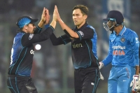New zealand score first win of tour beat india by 6 runs in second odi