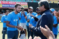 Hardik pandya is a fighter but it s too early to compare him with kapil dev