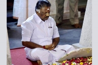 Panneerselvam group begins hunger strike for probe into jayalalithaa s death