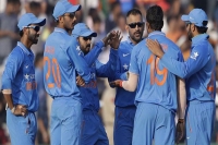 India vs new zealand suresh raina ruled out for remaining two odis