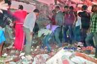 7 storey building collapses in hyderabad