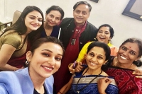 Shashi tharoor apologises after selfie with women mps receives backlash
