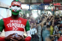 Team india sachin tendulkar famous fan sudhir gautam attacked in dhaka
