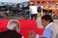Suresh prabhu offers to resign as railways minister pm narendra modi asks him to wait