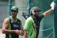 Nothing controversial in afridi s remarks says waqar younis