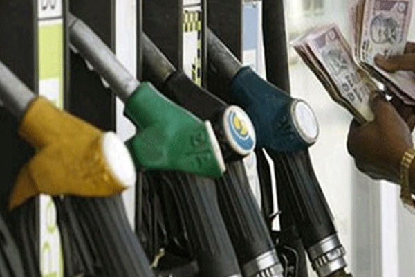 Diesel petrol prices likely to be cut by rs 2 50 litre ahead of jk jarkhand assembly elections