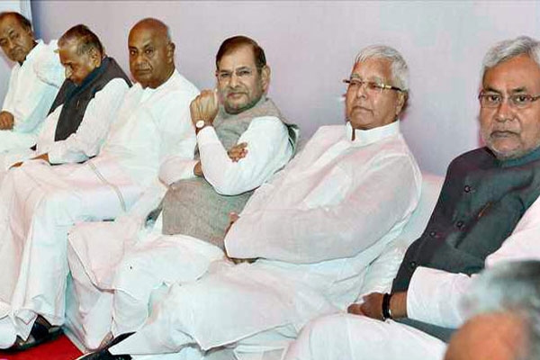 The merger of all janata parivar parties will be announced
