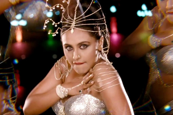 Rani mukherjee is ready for skin show liplocks in movies