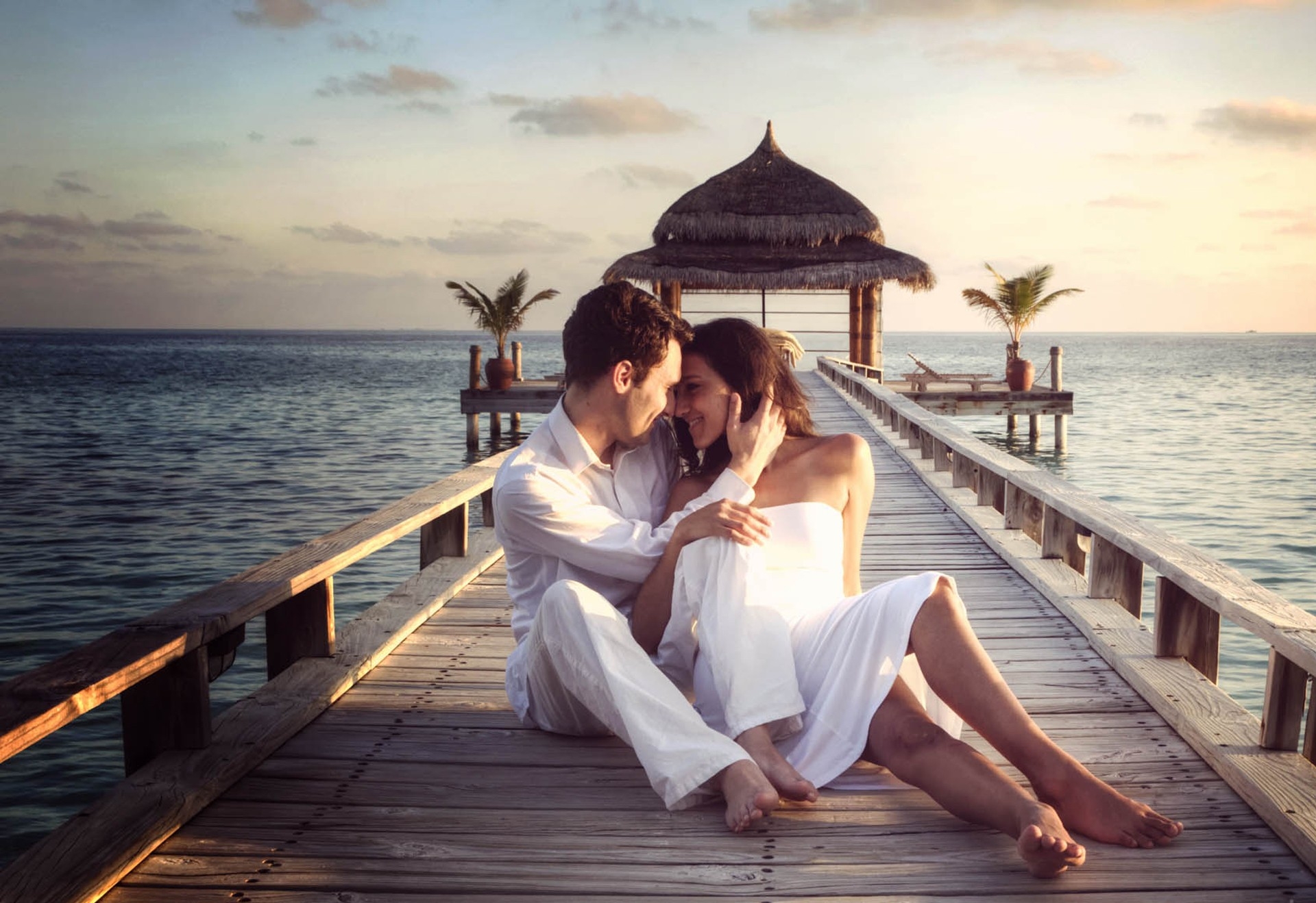 Romance tips to increase the romantic desire couple