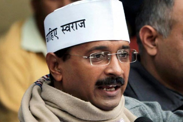 Kejriwal costly dinner for funds collection with 20 thousand per person