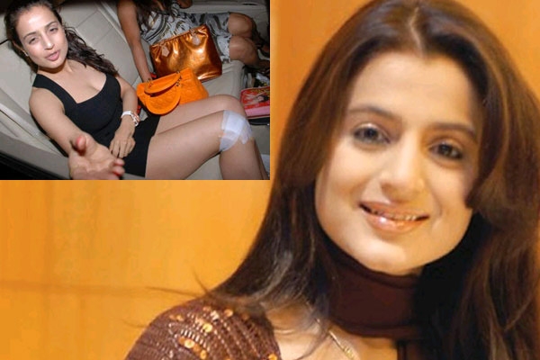 Amisha patel wounded in film shooting