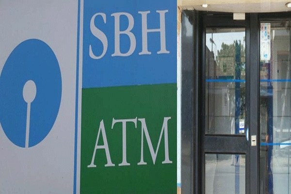Student shocks as atm gives 26 lakhs instead of 200