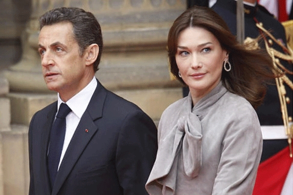 Sarkozy in to news again