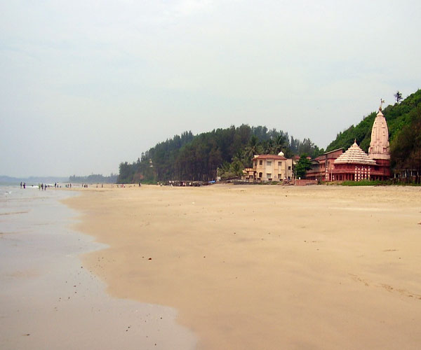 గనపతిపులే బీచ్ (Ganpatipule Beach) | Photo of 0 | best places india | best beach places