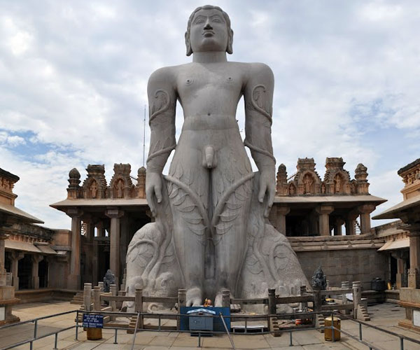 Photo of 0 | the woners of india | గోమటేశ్వర బాహుబలి విగ్రహం | the wonderful constructions india