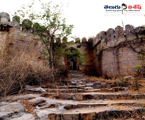 మెదక్ కోట | Photo of 0 | telugu states trekking places | tourist spots in telugu states