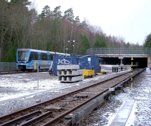 కిమ్’లింగ్ మెట్రో స్టేషన్ (Kymlinge Metro Station, Stockholm)