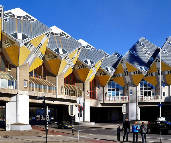 క్యూబిక్ హౌసెజ్ (Cubic Houses (Kubus woningen) (Rotterdam, Netherlands))