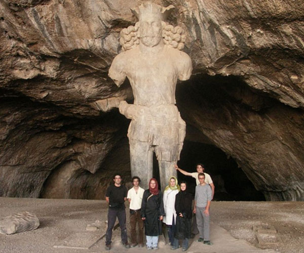 కొలోస్సల్ స్టాట్యూ ఆఫ్ షాపూర్ 1 (Colossal Statue of Shapur I) | Photo 9of 10 | largest wonders in the world | largest rock sculptures