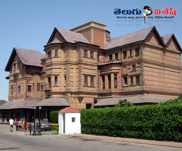 indian best palaces | india histories | అమర్ మహల్ కోట (Amar Mahal Palace) | Photo 8of 9
