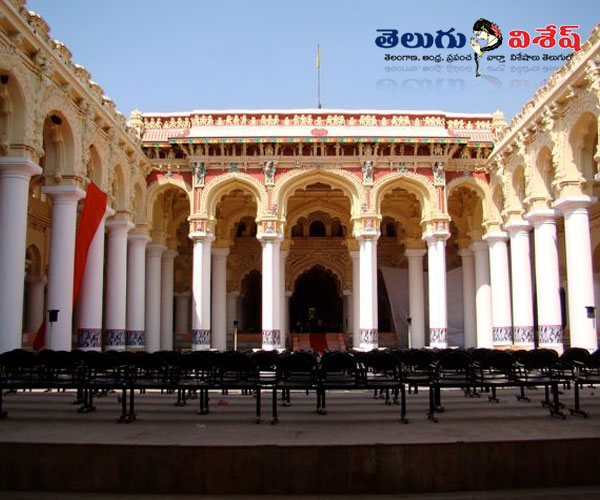 indian best palaces | indian kingdoms | తిరుమలై నాయక్కర్ ప్యాలెస్ (Thirumalai nayakkar Palace) | Photo of 0