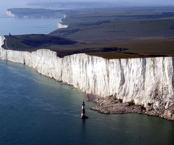 dangerous buildings | Photo 7of 8 | బీచీ హెడ్ (Beachy Head) | suicide buildings