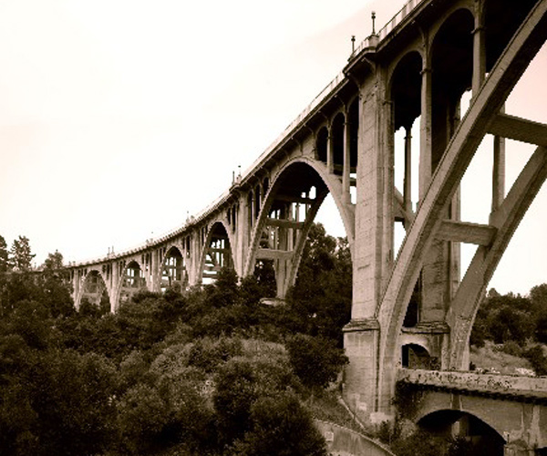 dangerous buildings | Photo 6of 8 | suicide bridges | కాలిఫోర్నియా సూసైడ్స్ బ్రిడ్జి (California Suicide Bridge)